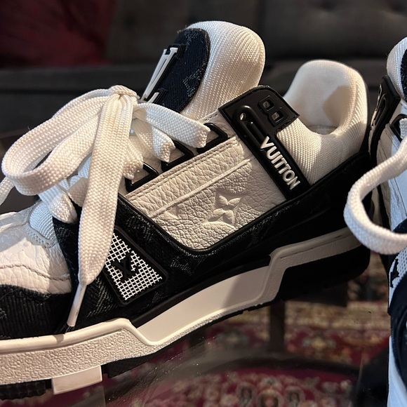 Louis Vuitton Monogram Trainer Sneakers 36 w/ COA - Picture 8 of 17